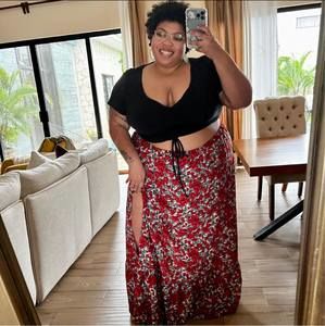 Meet your Posher, Kaila